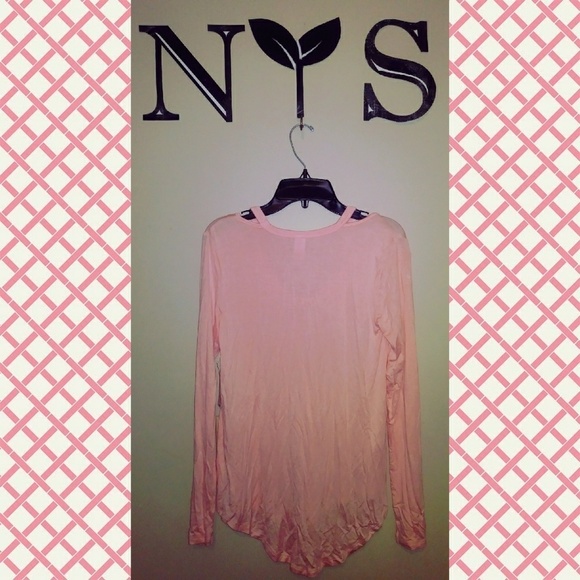 3/$25‎ Pink "Love" Top - Picture 4 of 5